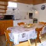 Casa de Férias Maison Confort Pres De La Plage, 5 Pers, Jardin Prive, Terrasse, Bbq, Velos Et Parking Inclus - Fr-1-224c-297
