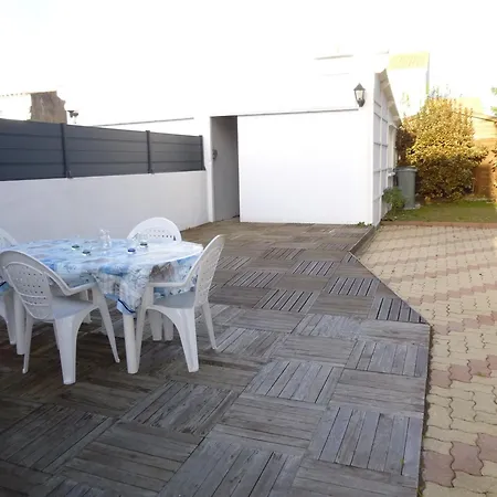 Maison Confort Pres De La Plage, 5 Pers, Jardin Prive, Terrasse, Bbq, Velos Et Parking Inclus - Fr-1-224c-297 Сasa de vacaciones